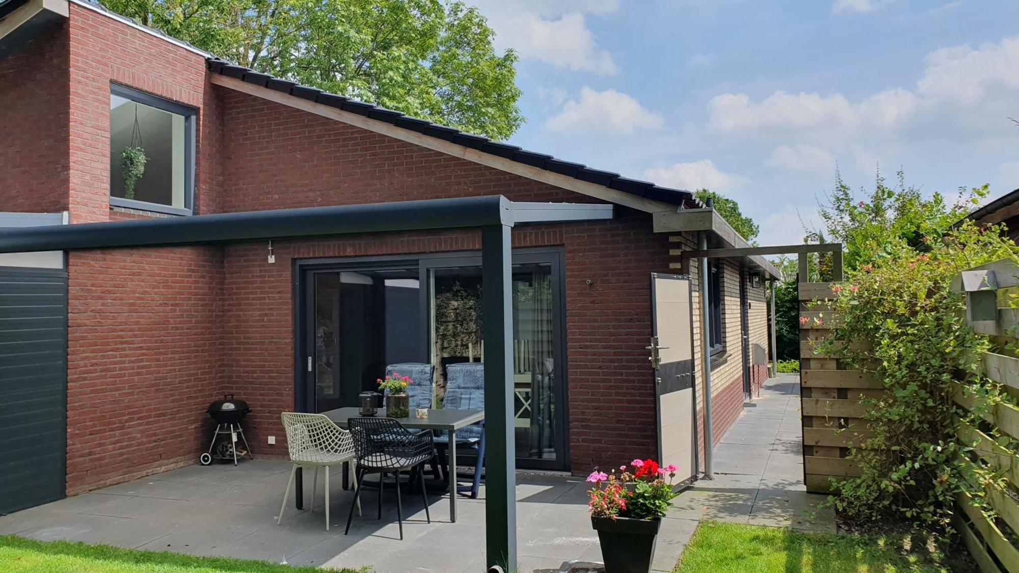 Luxe Zomerwoning Met Omheinde Tuin Voor Hond En Kinderen Dirkshorn Esterno foto