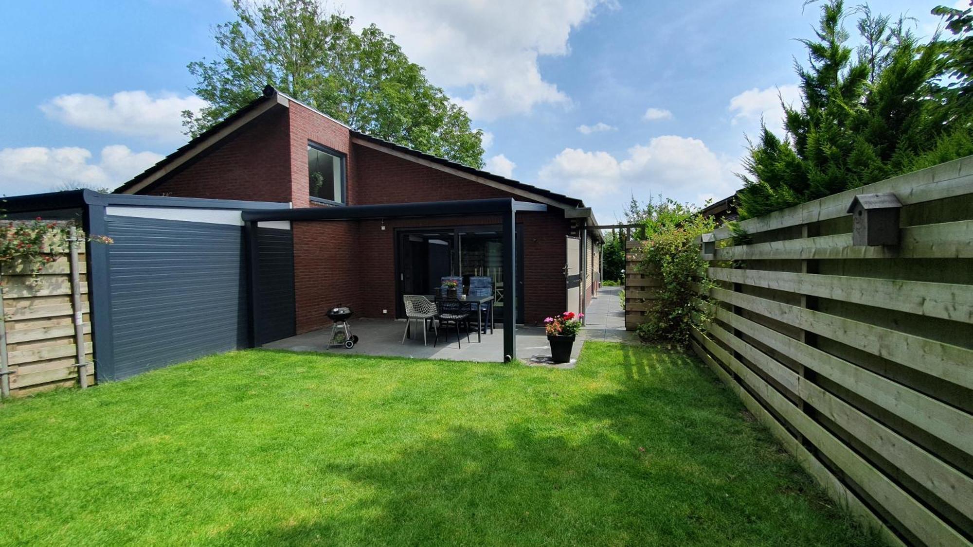 Luxe Zomerwoning Met Omheinde Tuin Voor Hond En Kinderen Dirkshorn Esterno foto